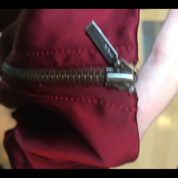 Wine colored form fitting dress - Picture 3 of 16